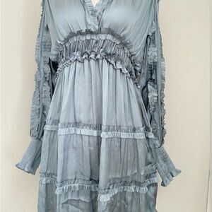 Chic Long Sleeve Ruffled Dress in Gray